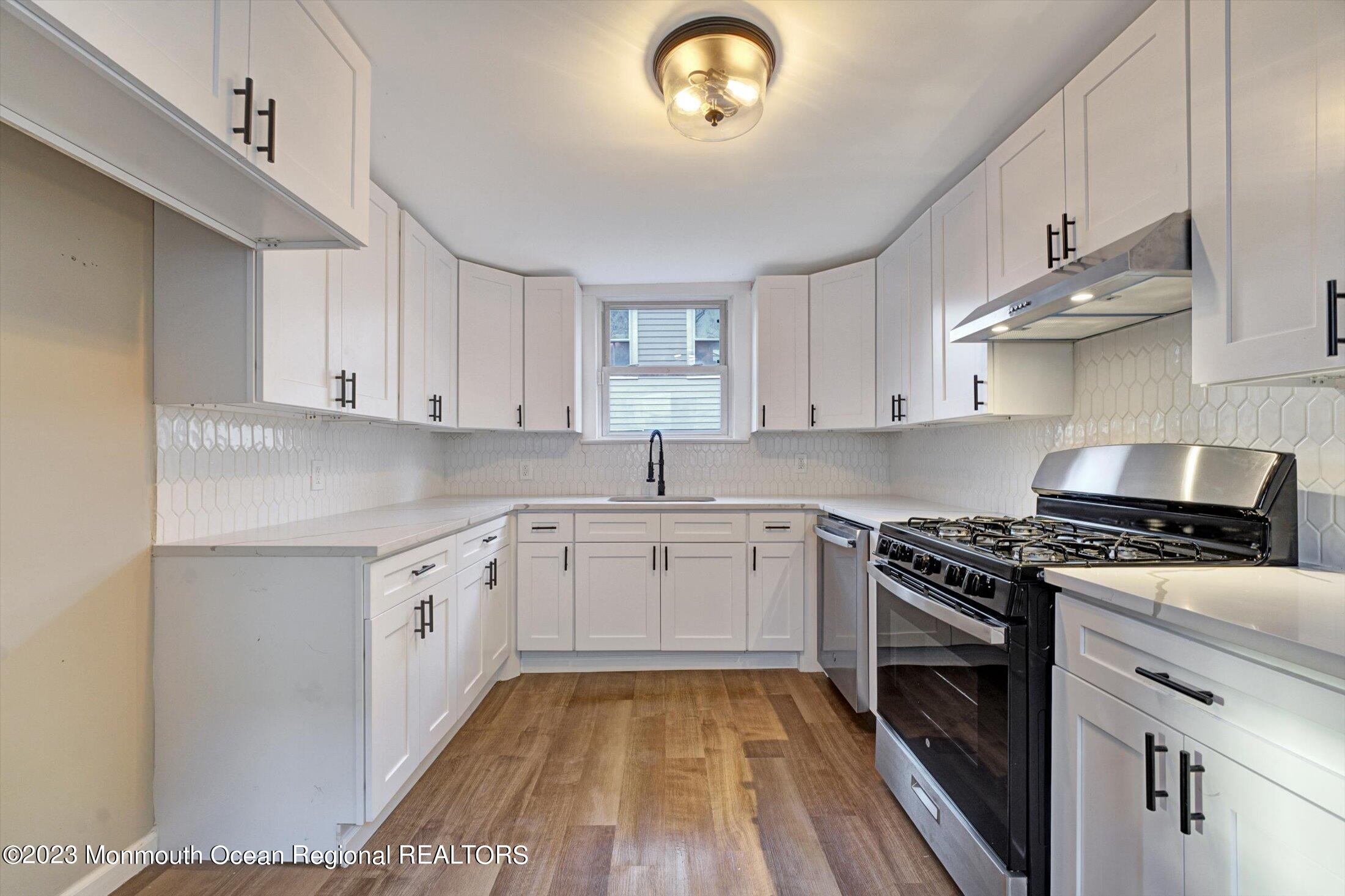 467 Cooper Street