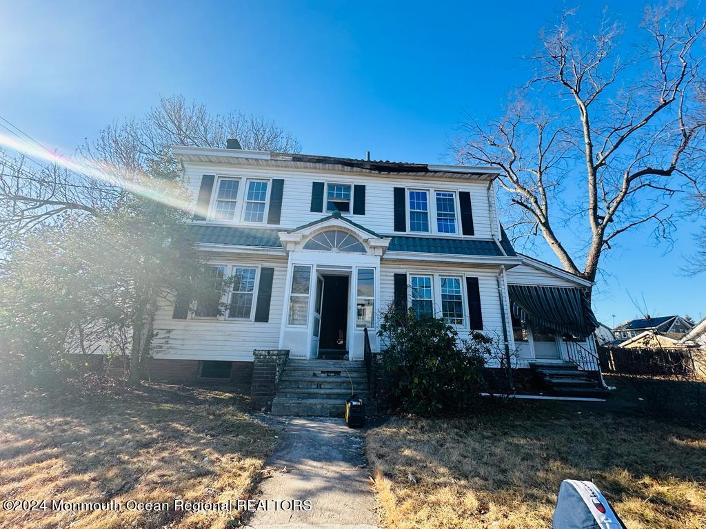 4 Euclid Avenue