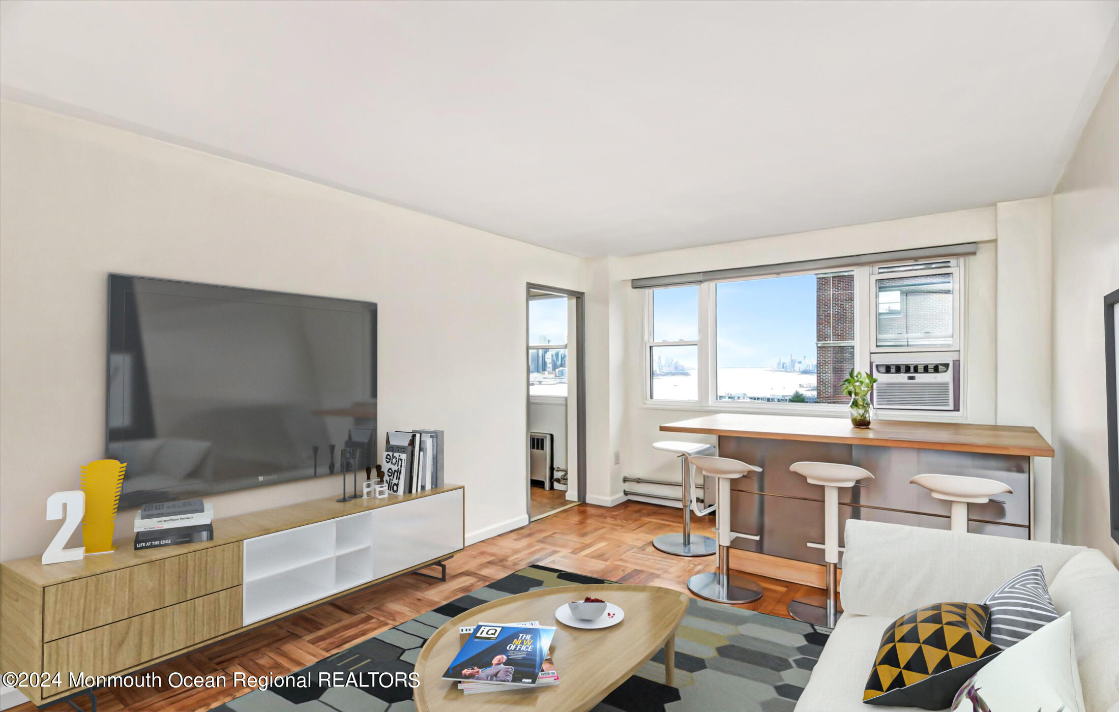 6515 E Boulevard, 9G