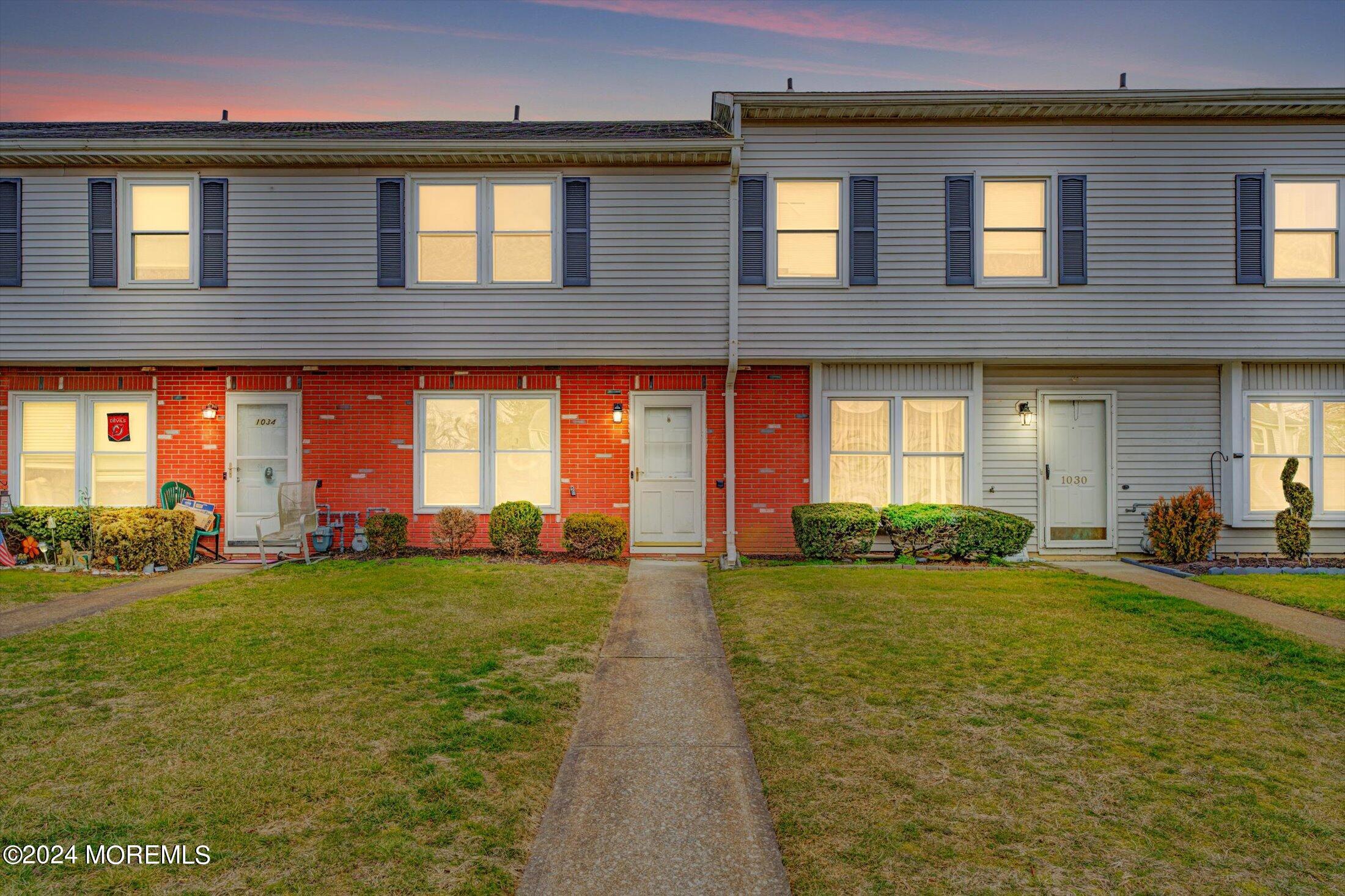 1032 Sawmill Road, 26