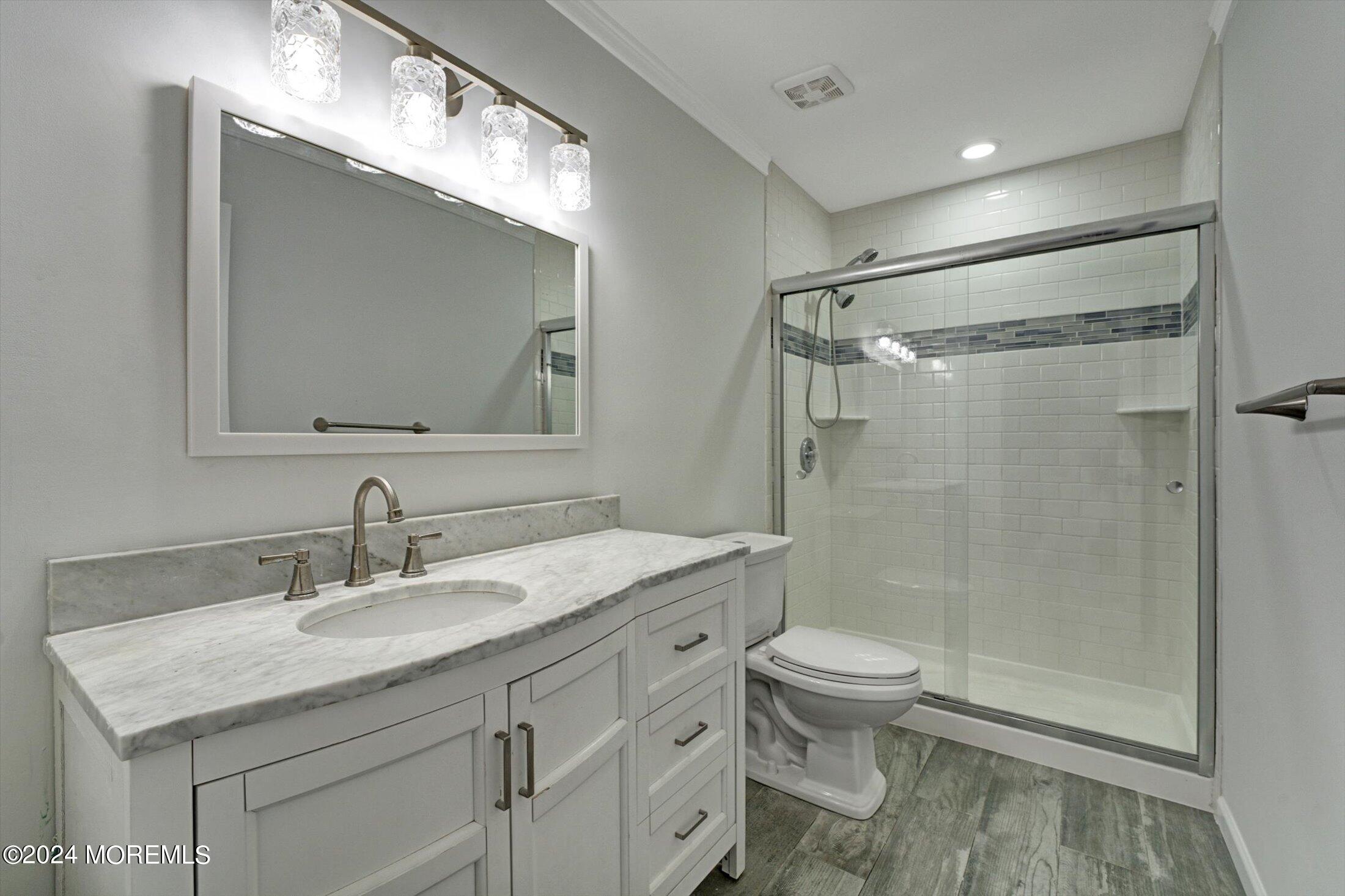 1032 Sawmill Road, 26