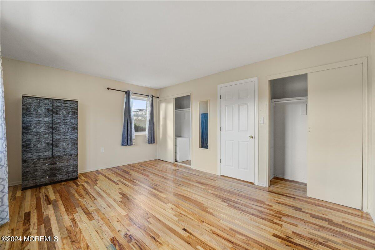 400 Cranbury Road, 15