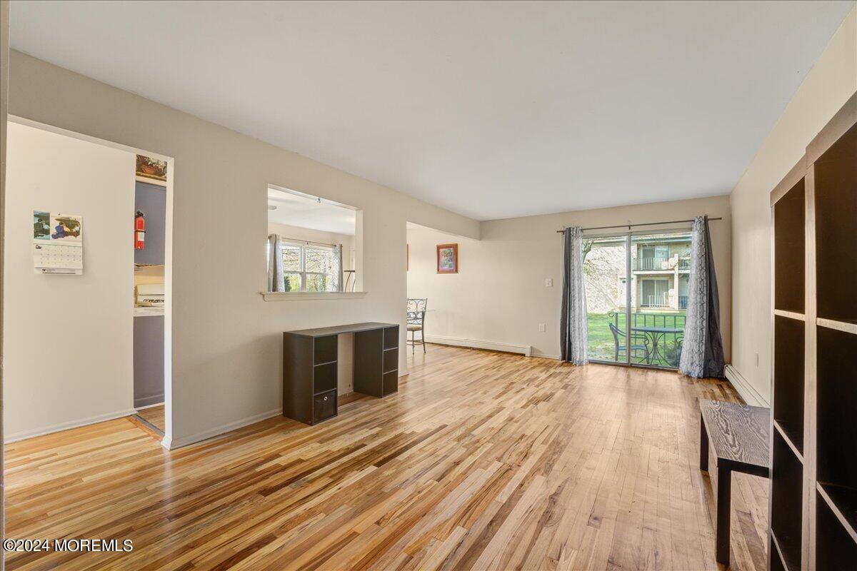 400 Cranbury Road, 15