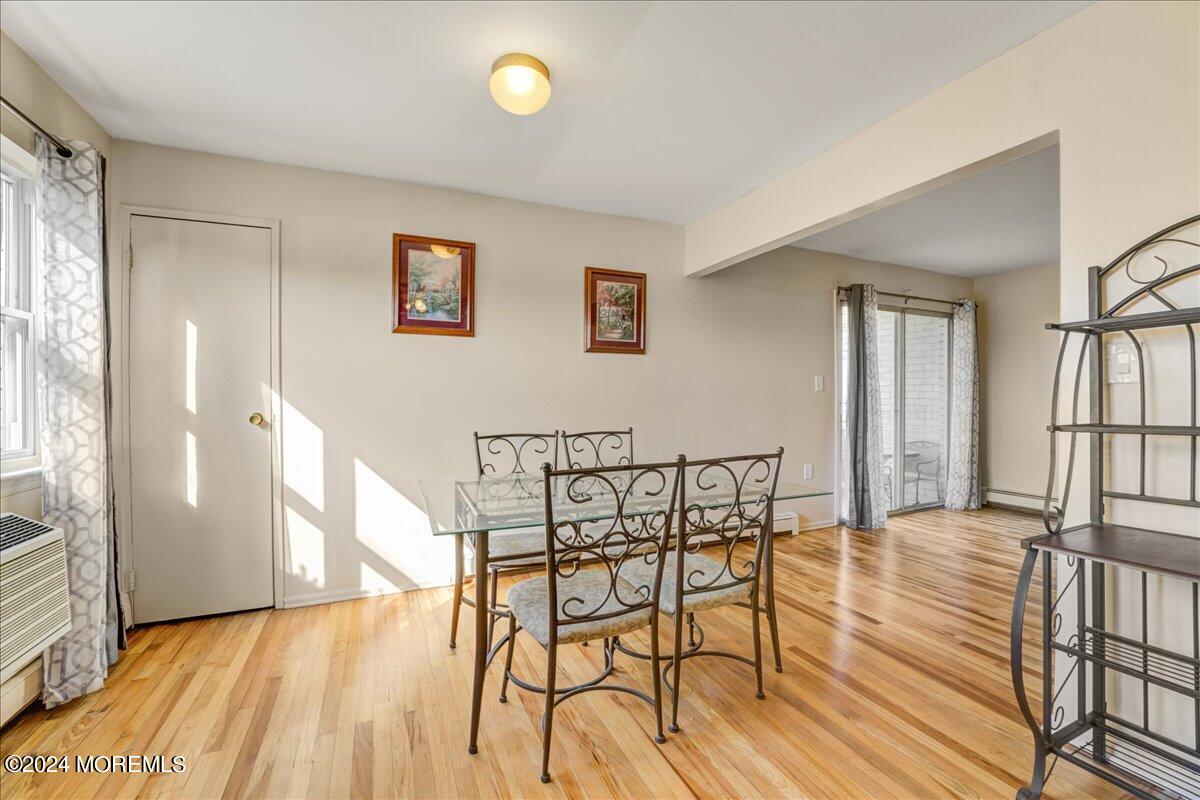 400 Cranbury Road, 15