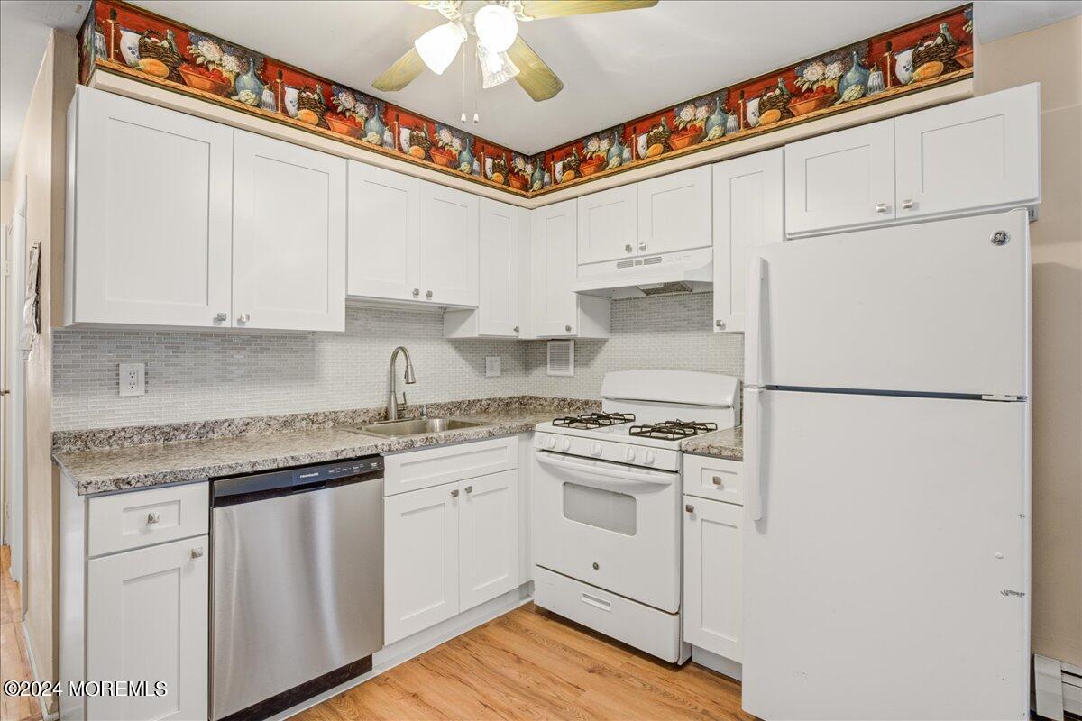 400 Cranbury Road, 15
