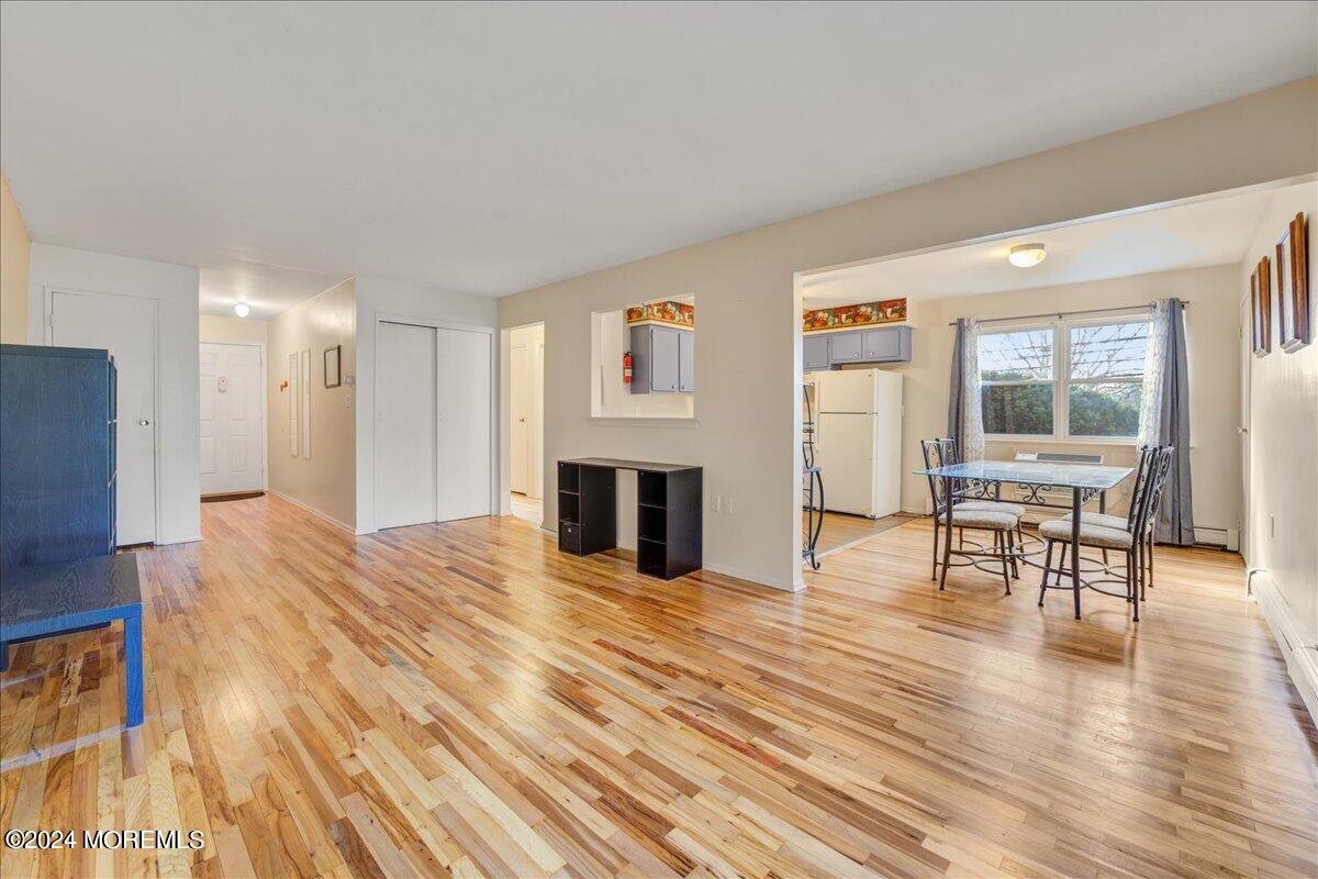 400 Cranbury Road, 15