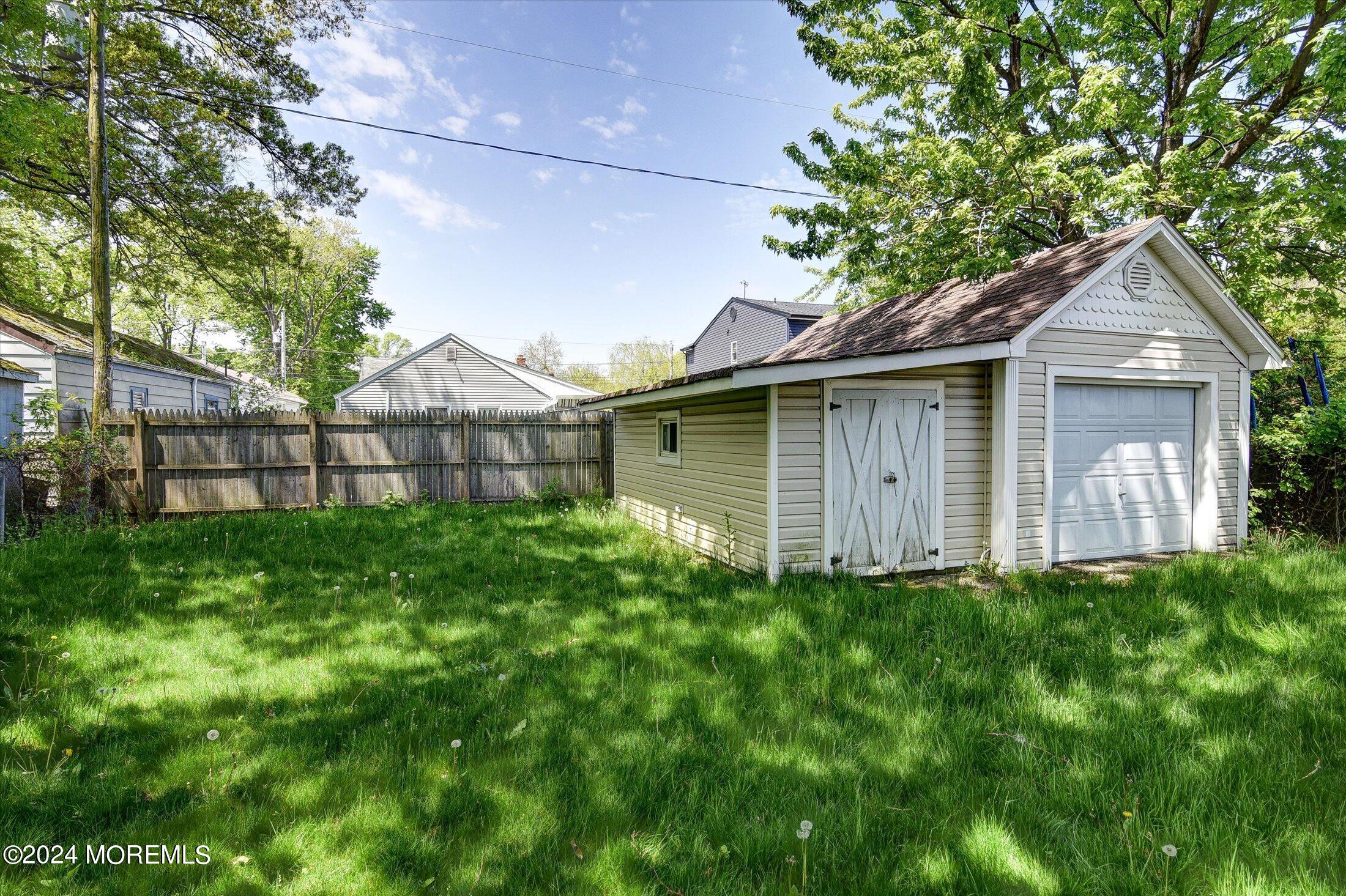 123 Ocean Avenue