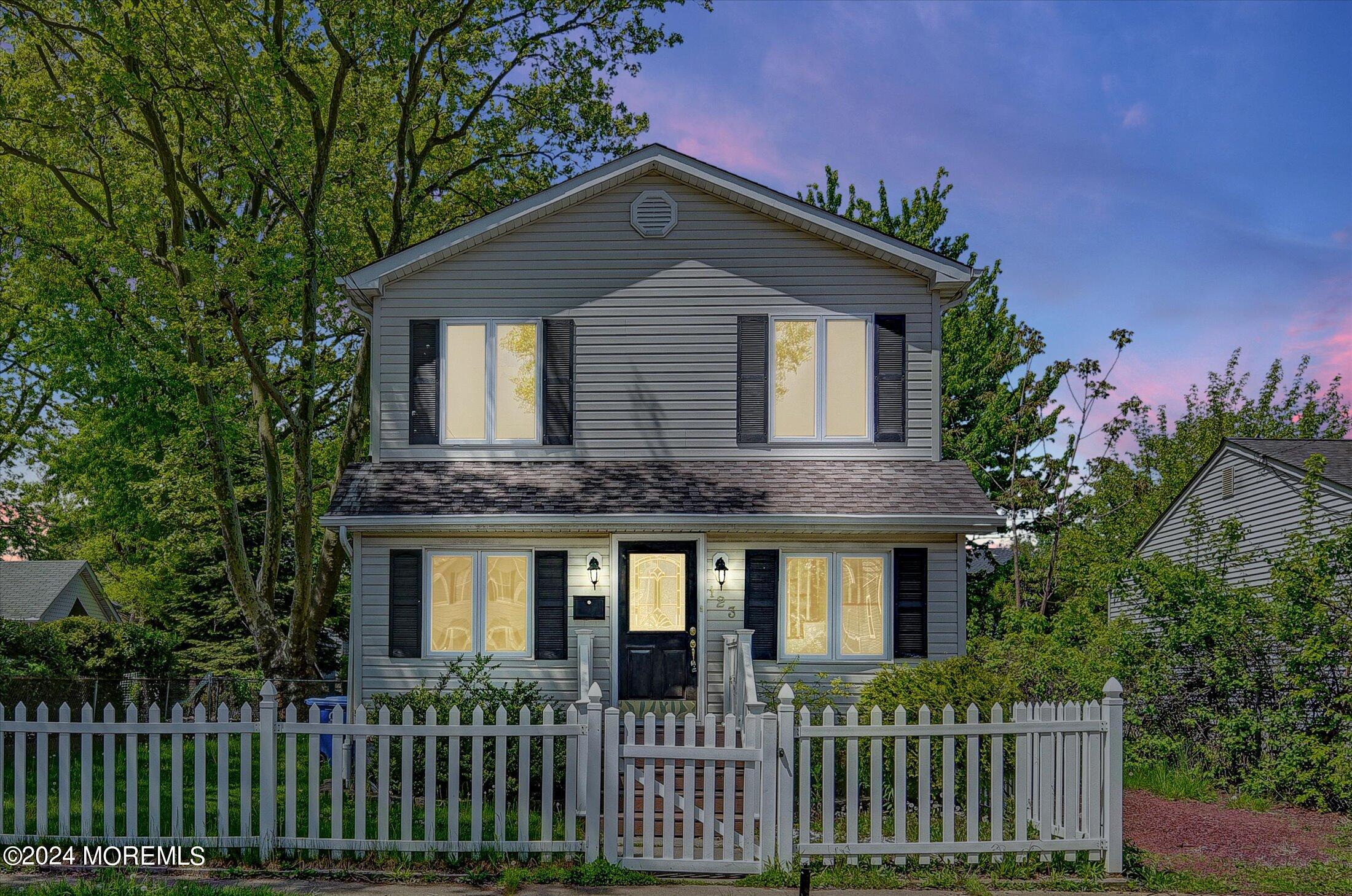 123 Ocean Avenue