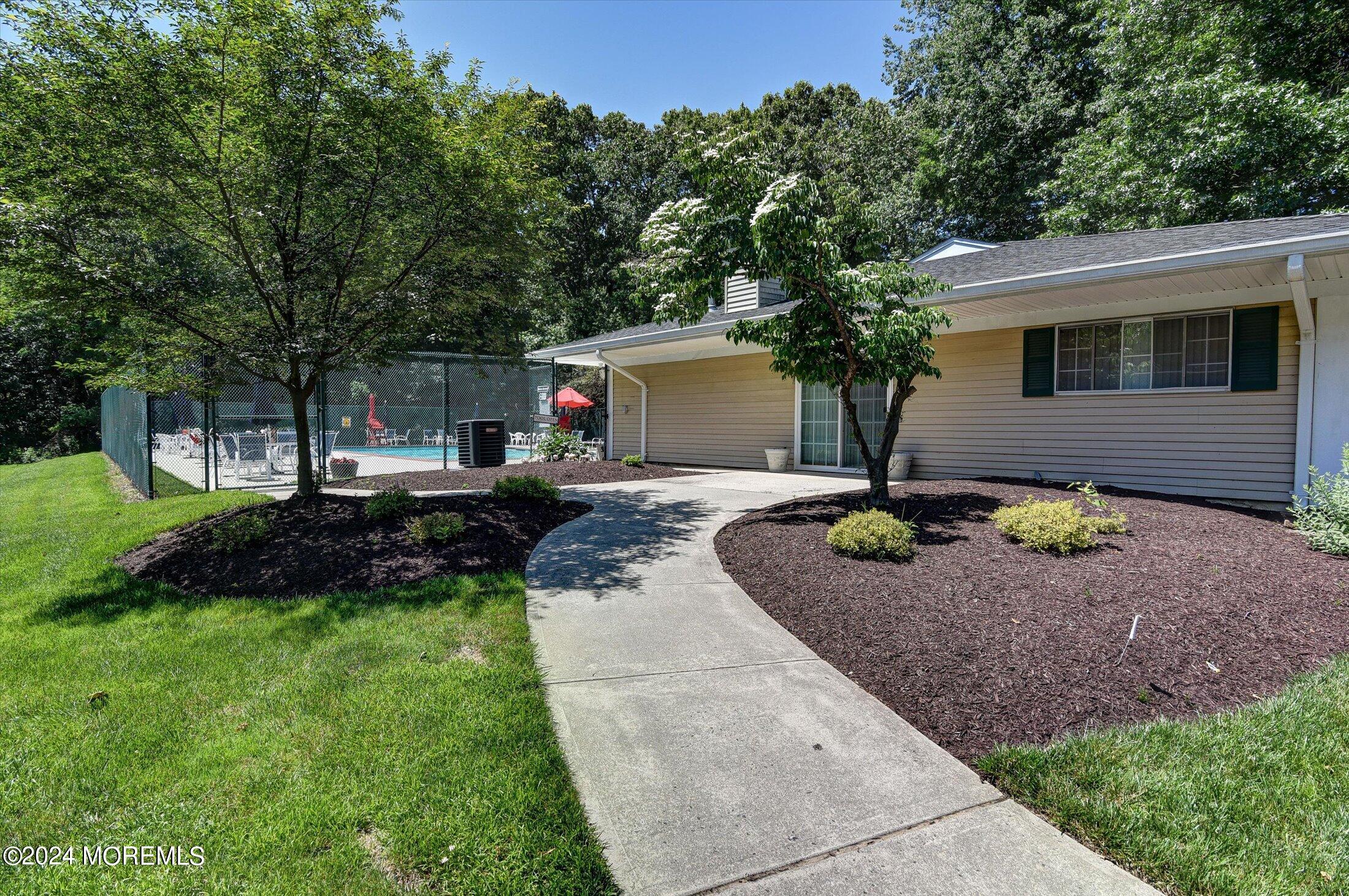 278 Palombi Court, 278