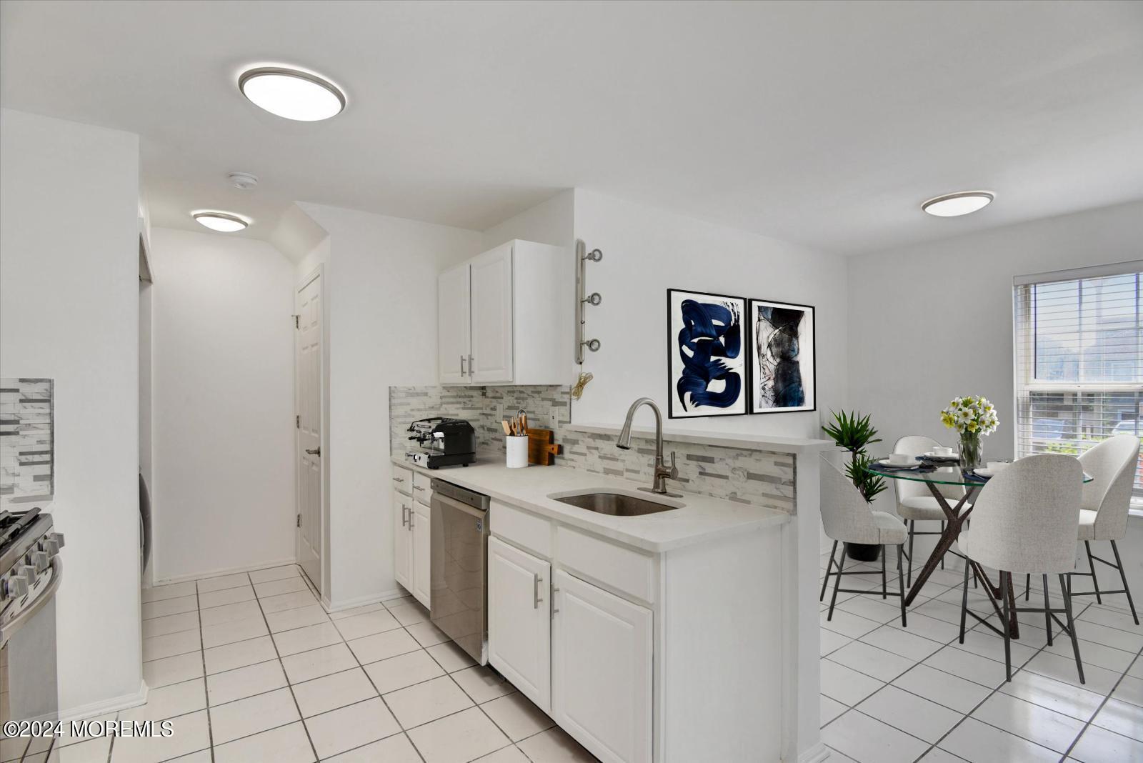 1703 Ridgeview Court, 1703