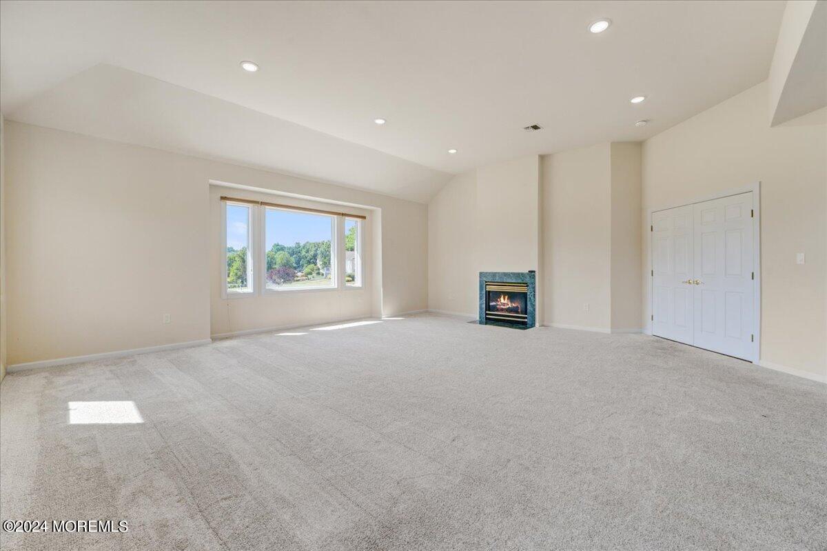 12 Shallow Brook Road