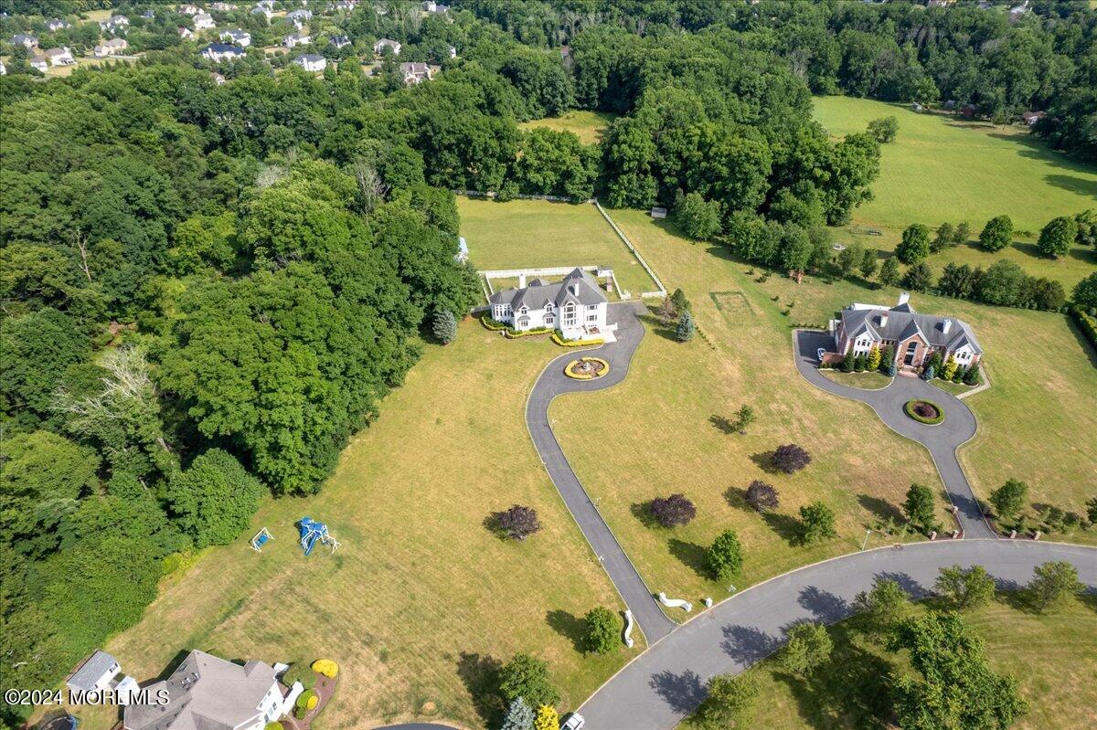 12 Shallow Brook Road