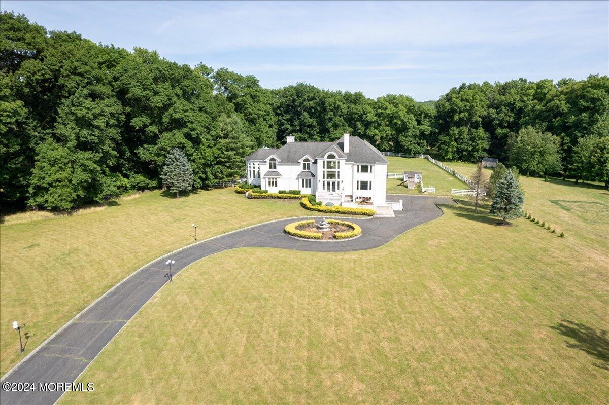 12 Shallow Brook Road