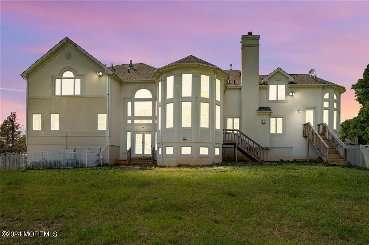 12 Shallow Brook Road