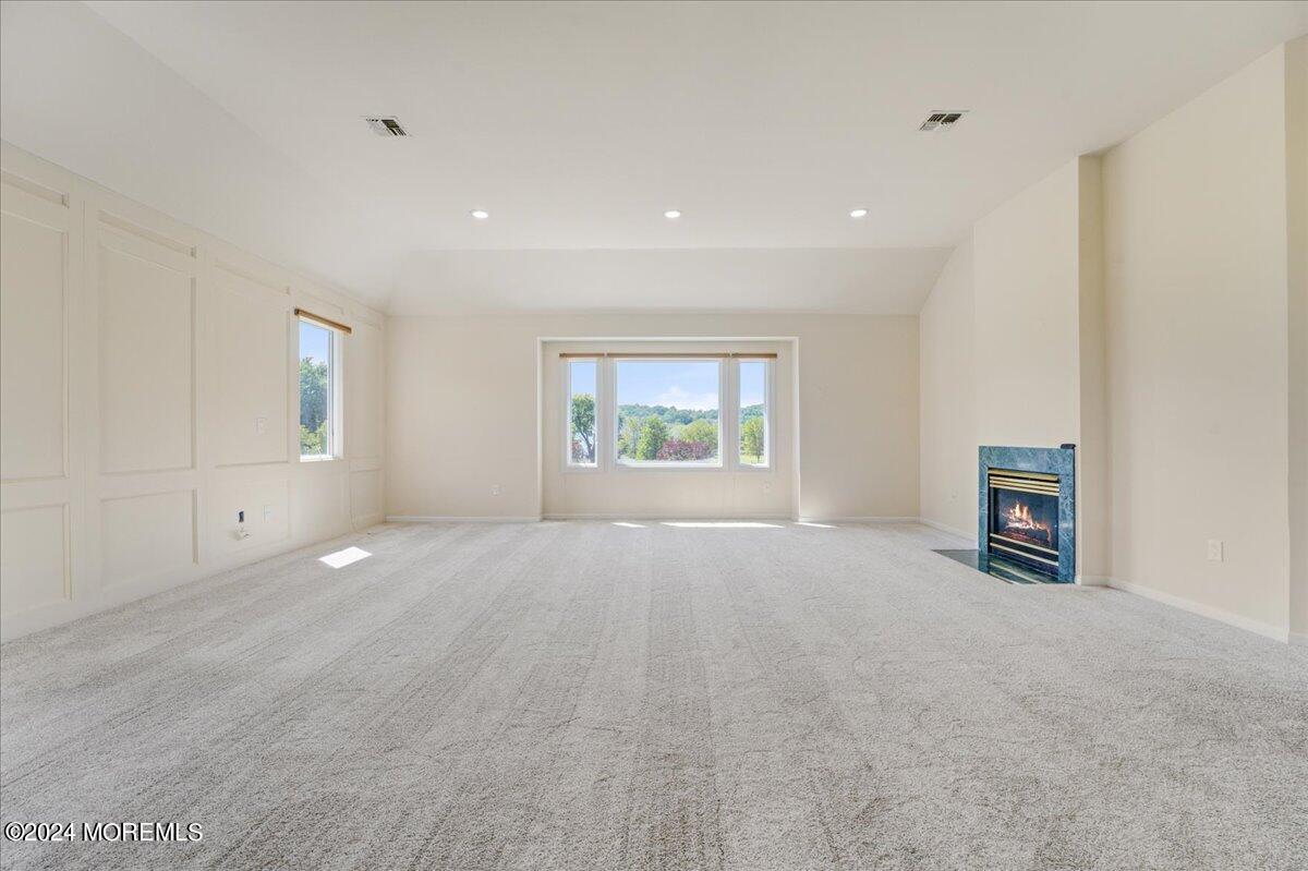 12 Shallow Brook Road