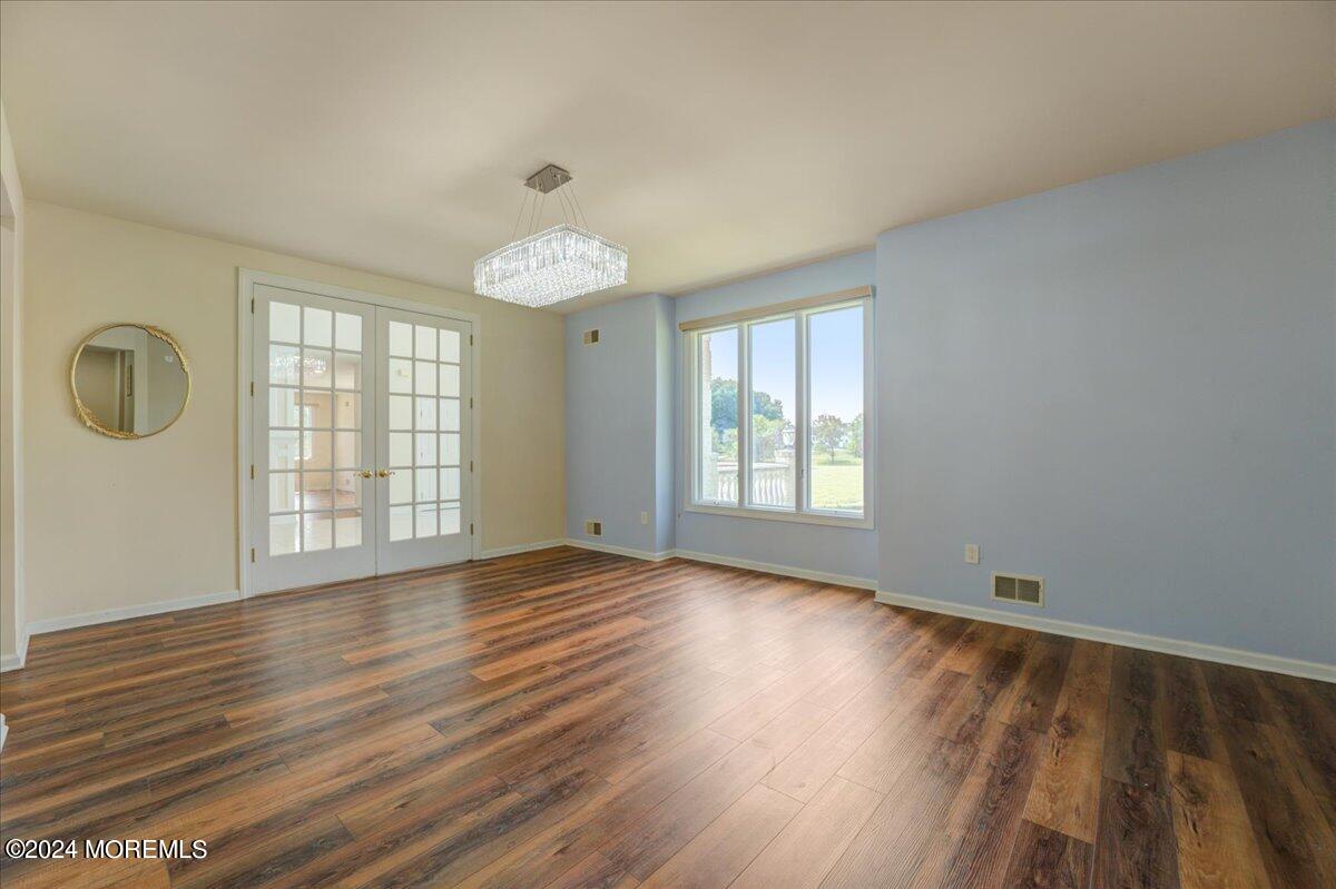 12 Shallow Brook Road