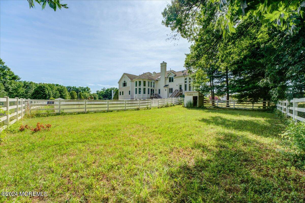 12 Shallow Brook Road