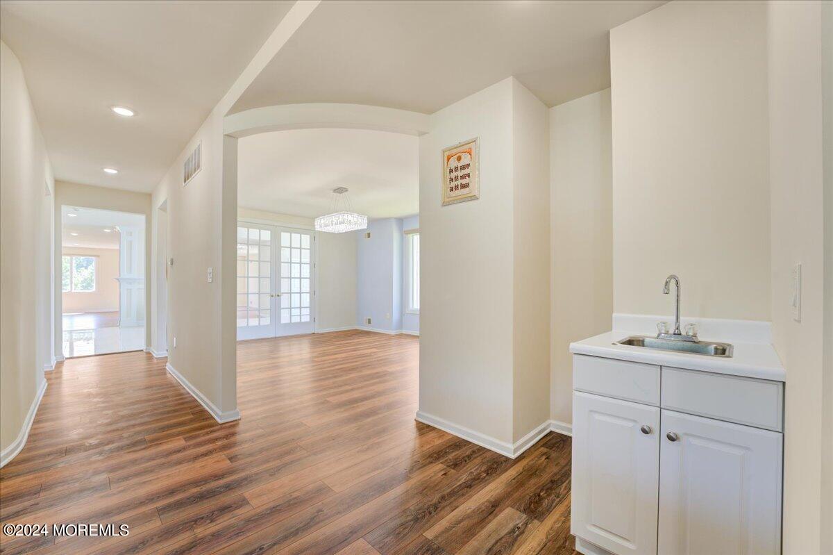 12 Shallow Brook Road