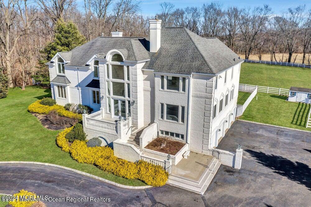 12 Shallow Brook Road