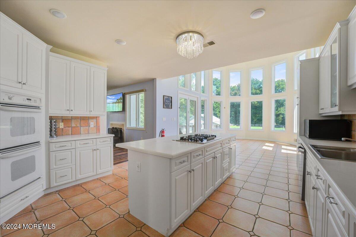 12 Shallow Brook Road