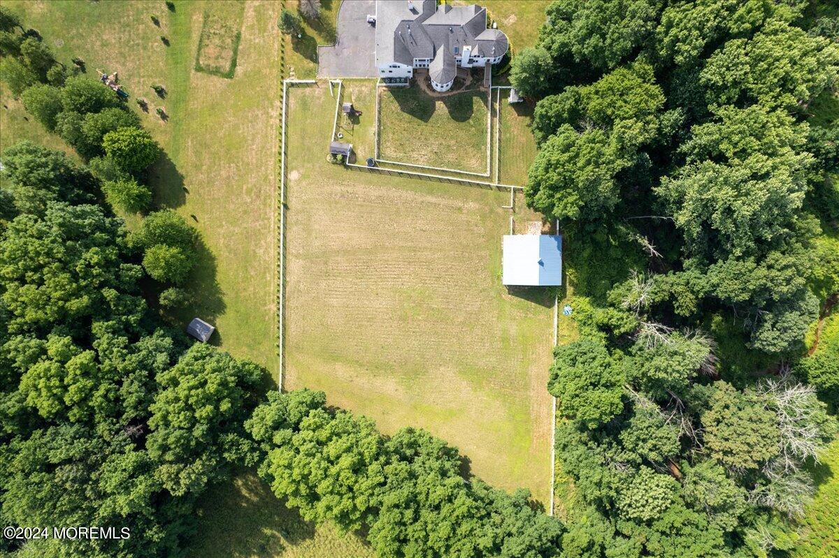 12 Shallow Brook Road