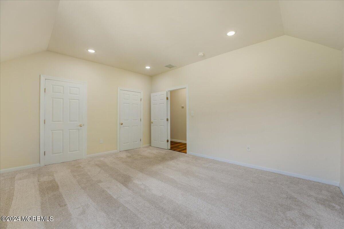 12 Shallow Brook Road