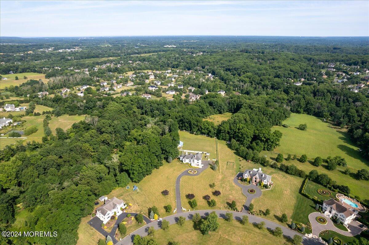 12 Shallow Brook Road