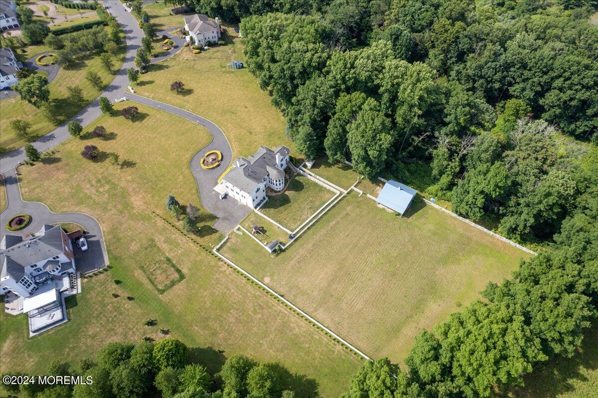 12 Shallow Brook Road