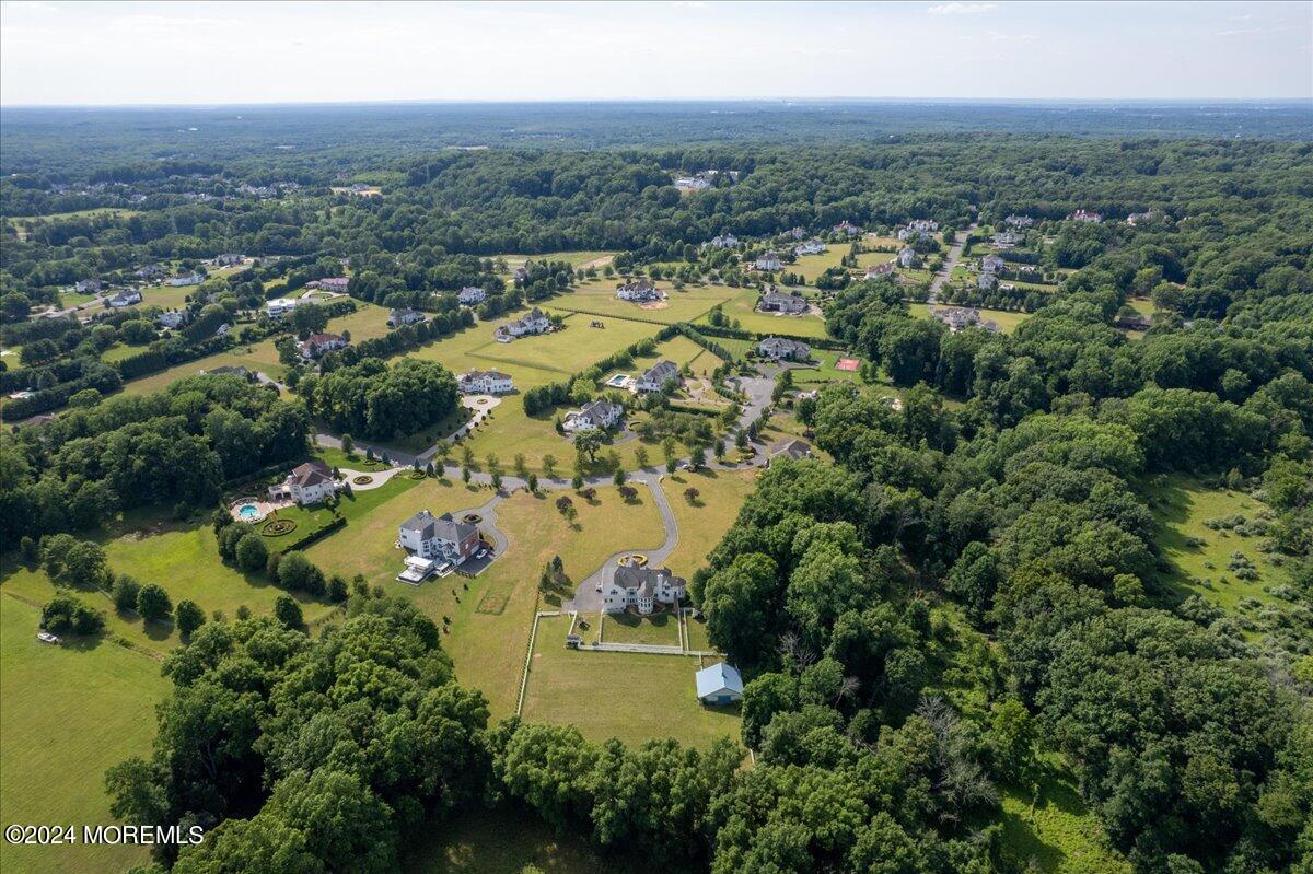 12 Shallow Brook Road