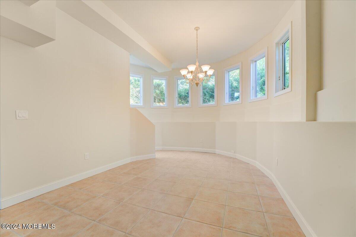 12 Shallow Brook Road