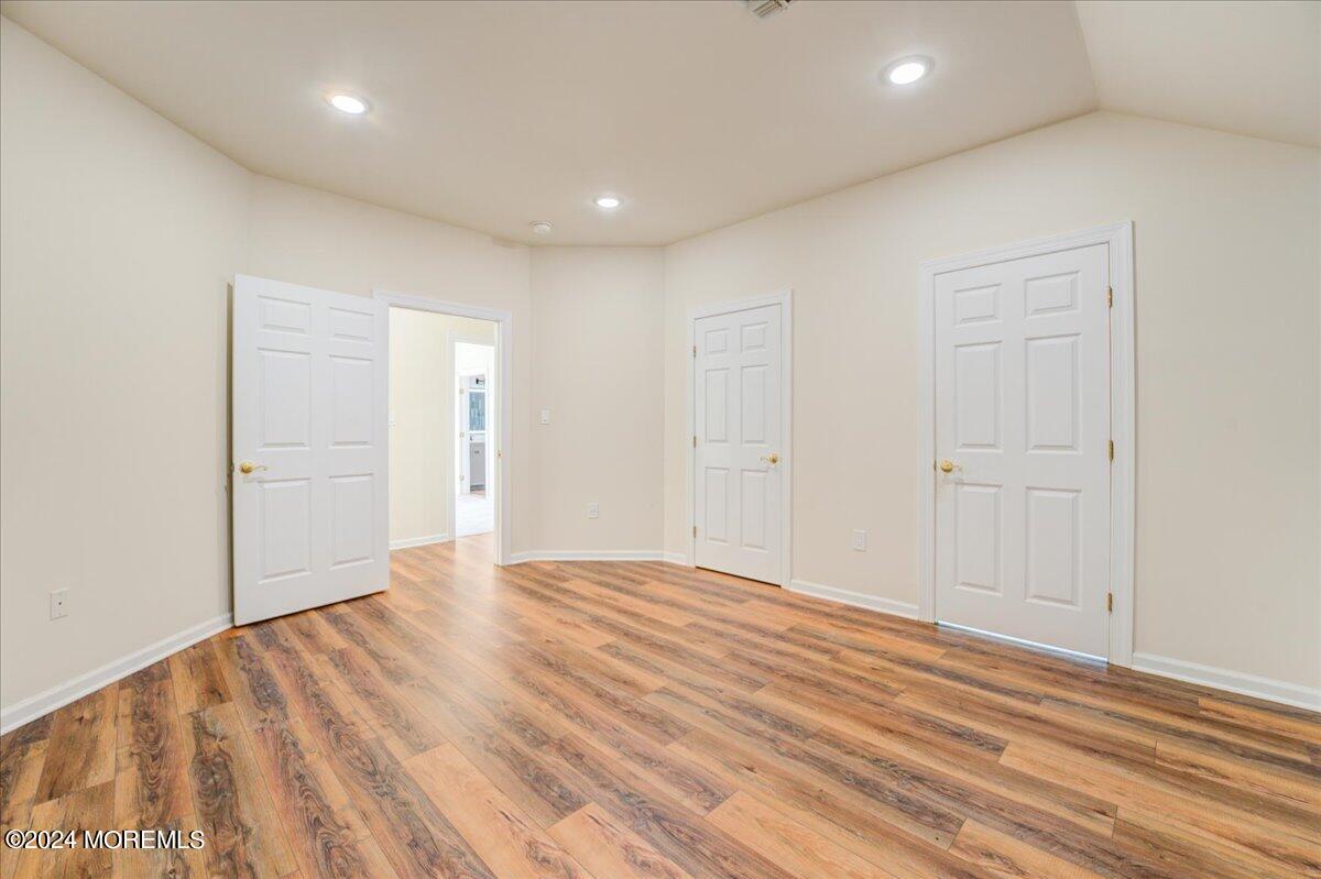 12 Shallow Brook Road