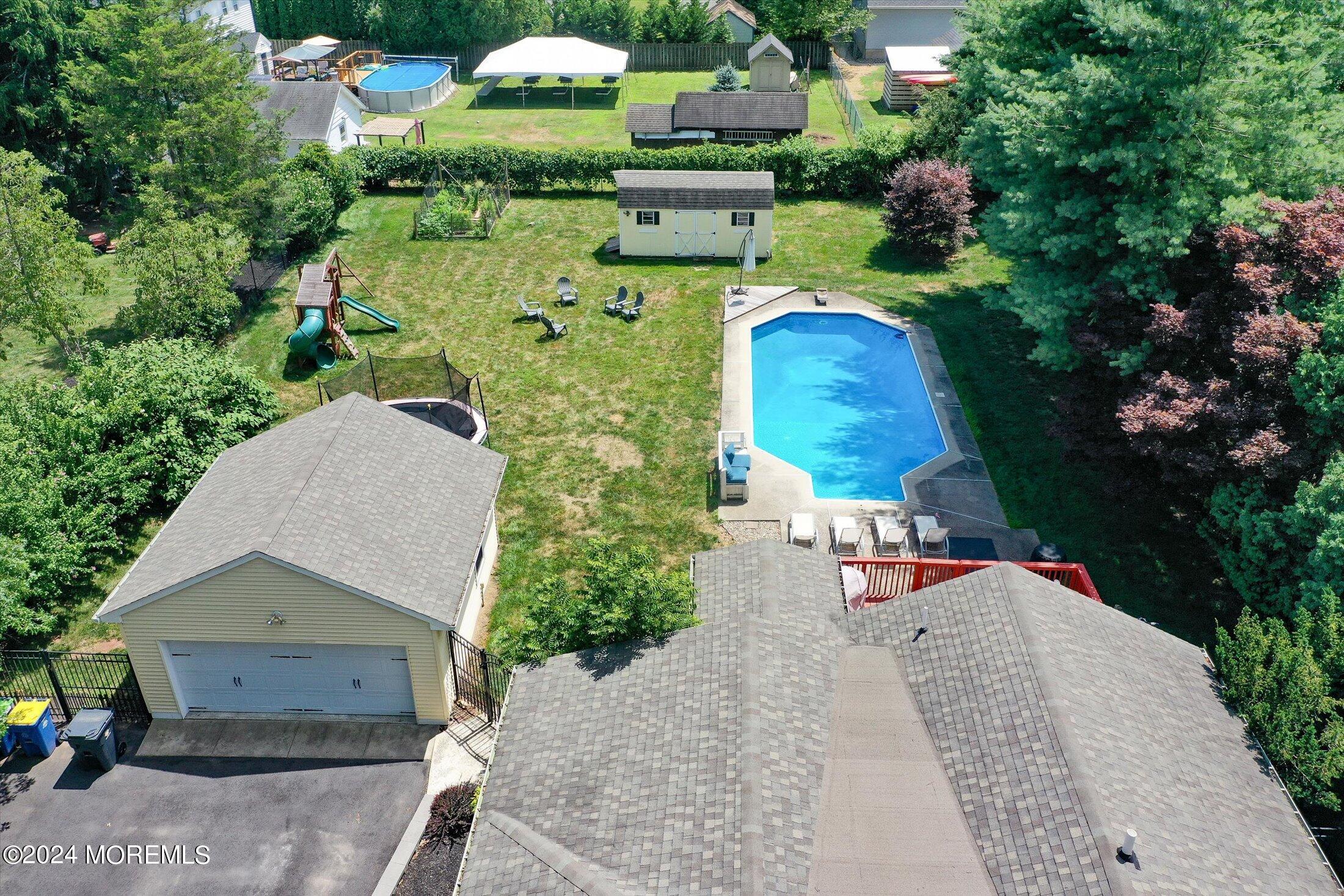 39 North Avenue