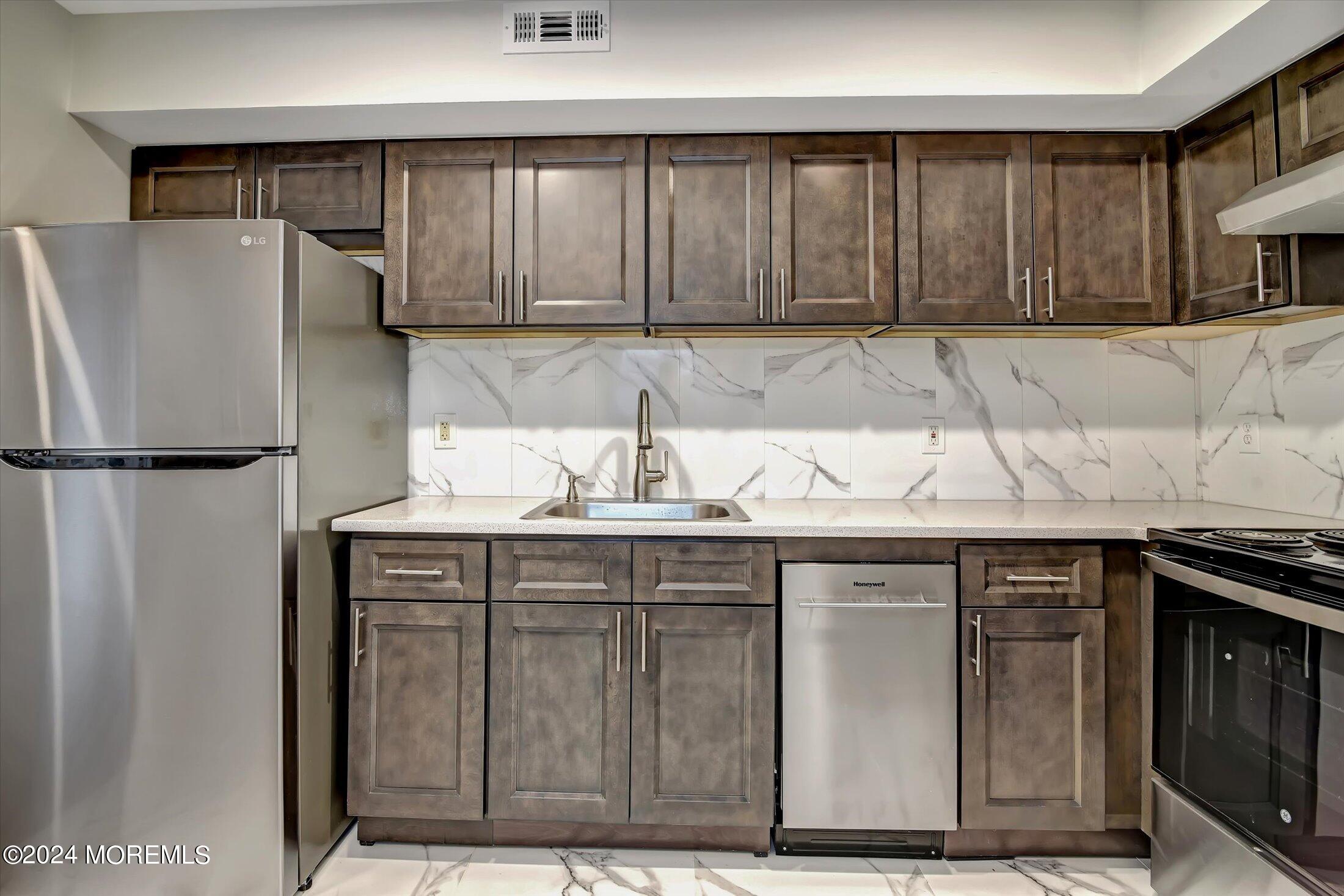 353 Sawmill Road, 41