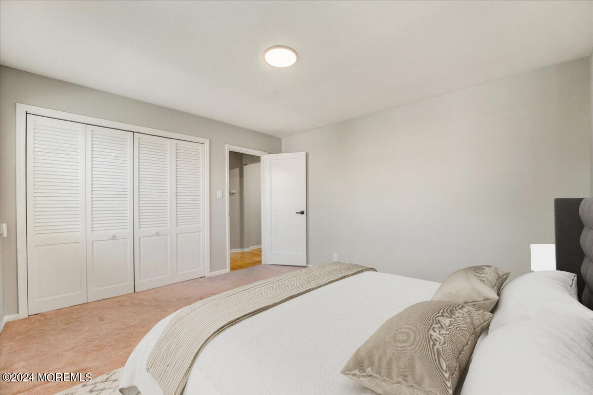 349 Bloomfield Avenue, 25