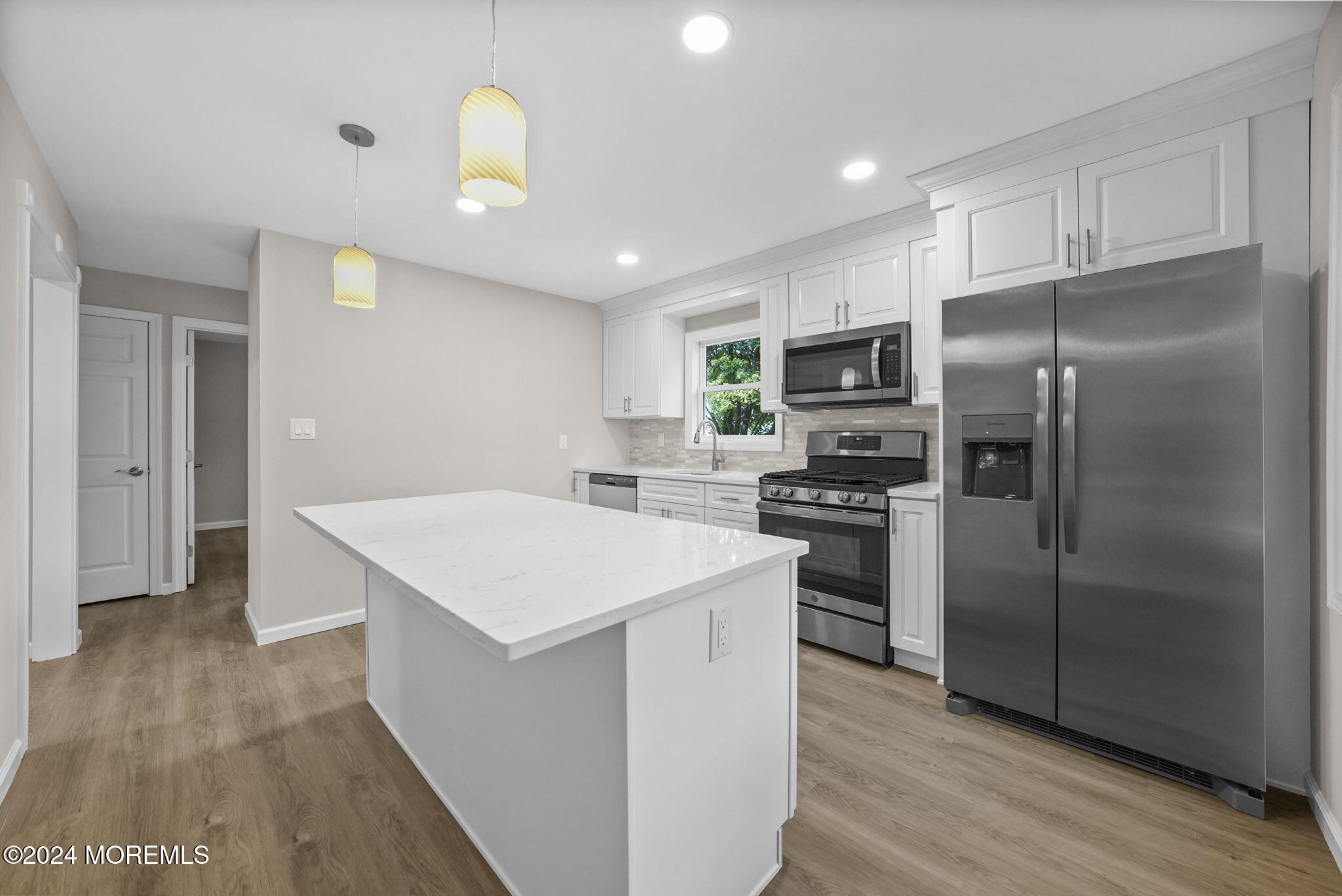 25 Sunset Place