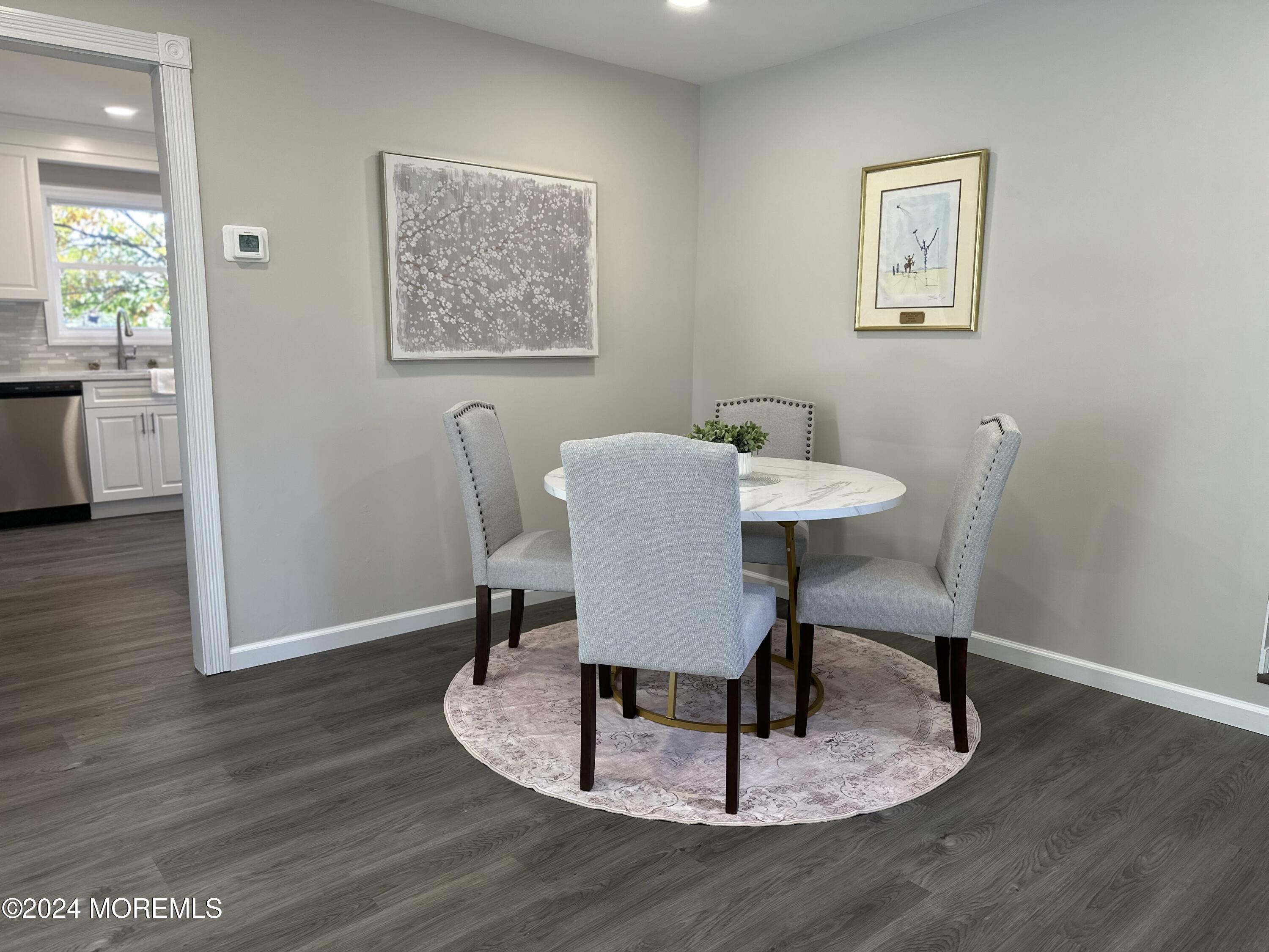 25 Sunset Place