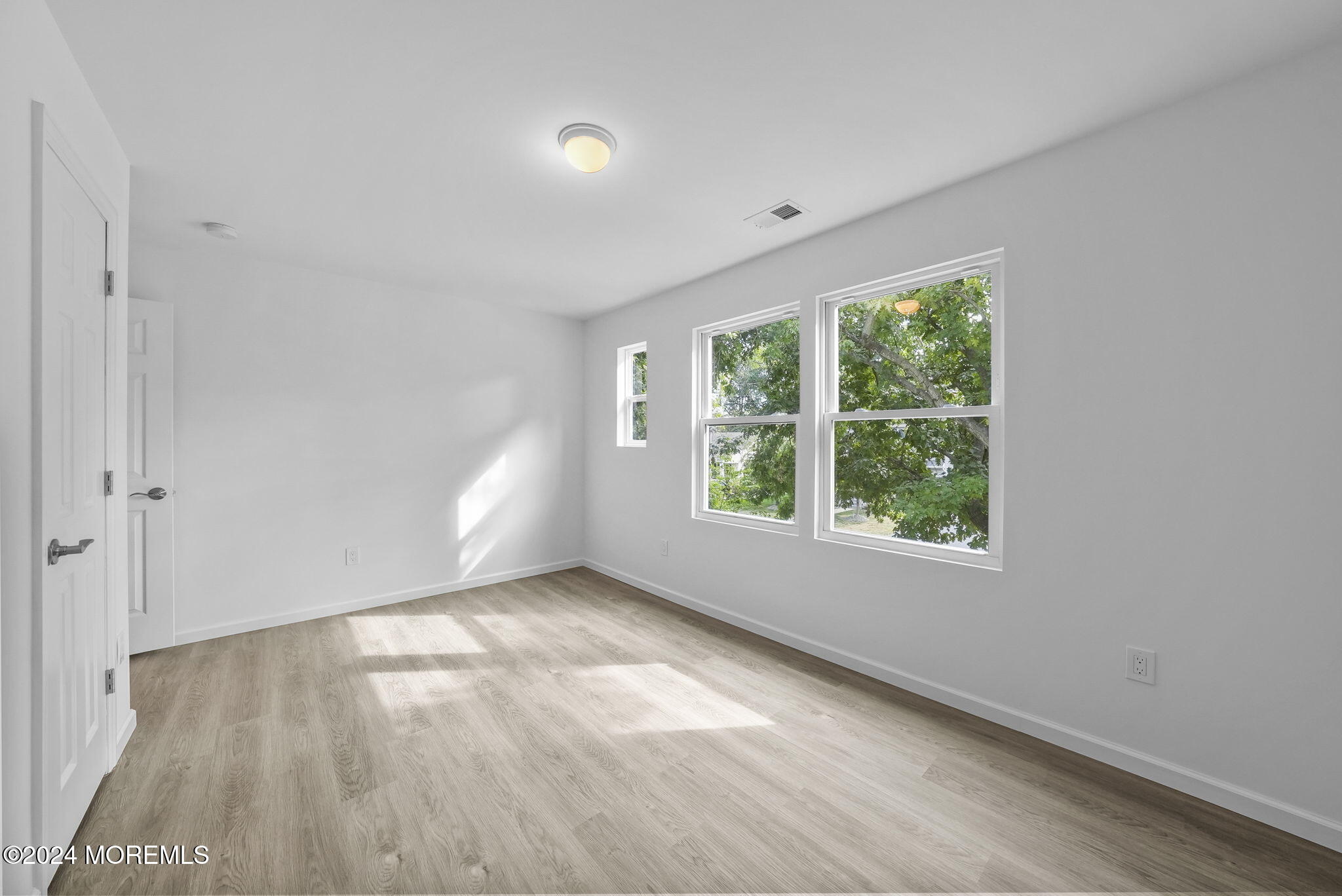 25 Sunset Place