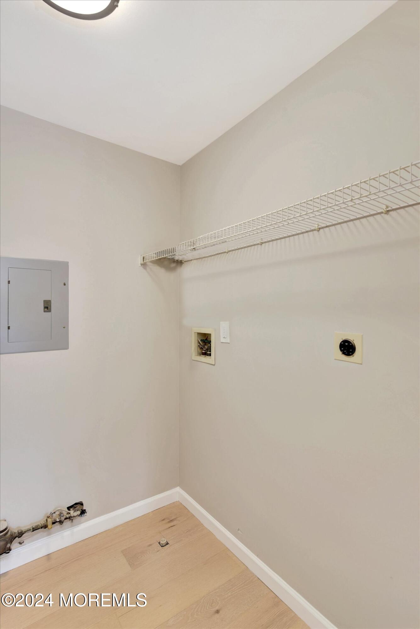 161 W Market Street, 1412