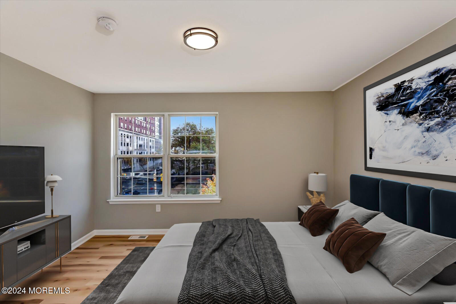 161 W Market Street, 1412