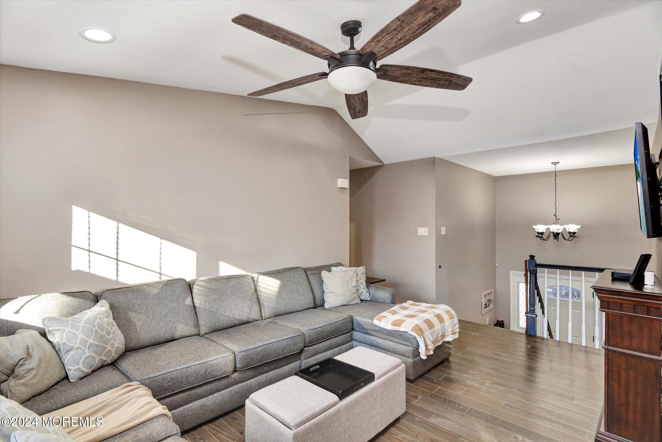 23 Sweetbriar Trail