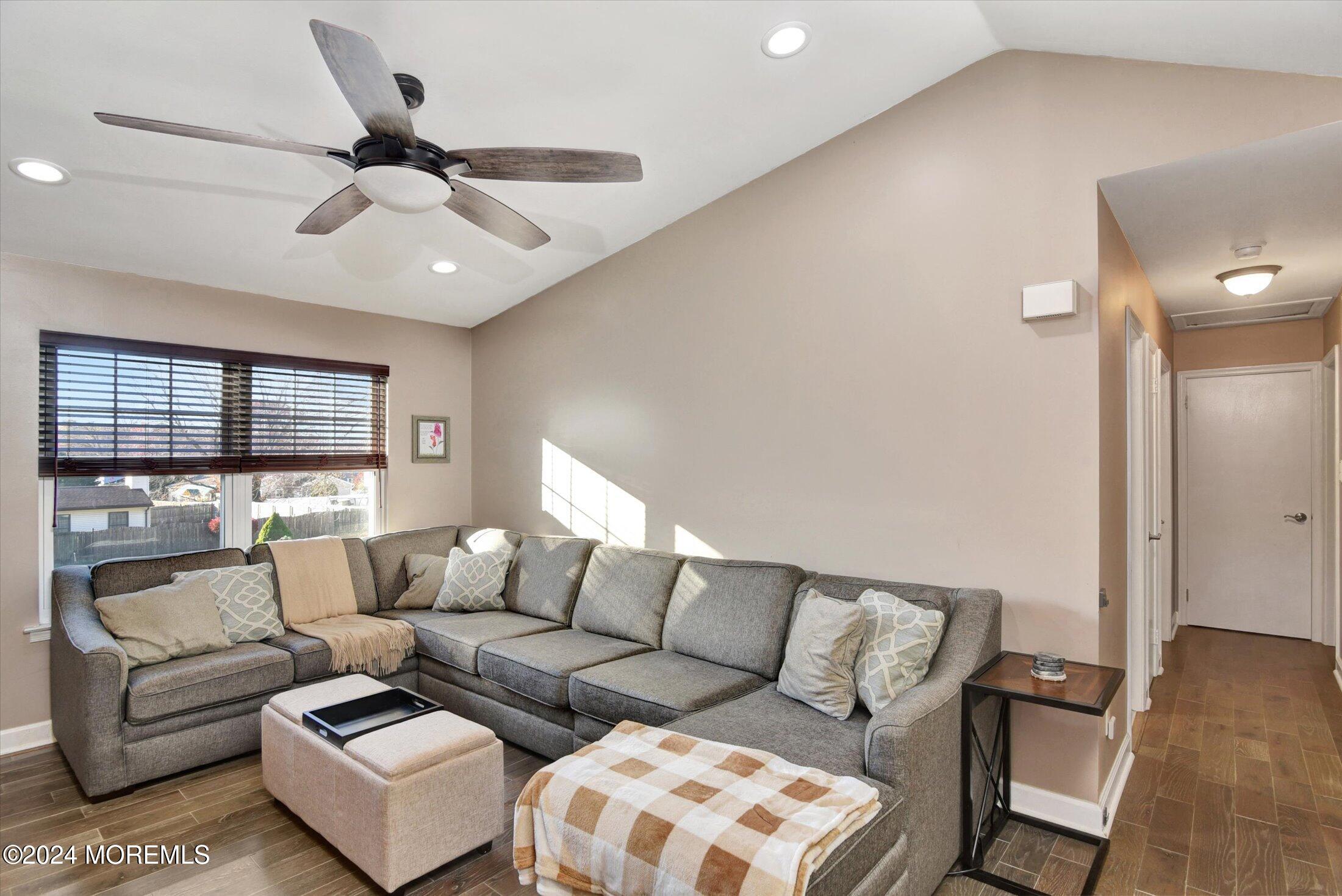 23 Sweetbriar Trail