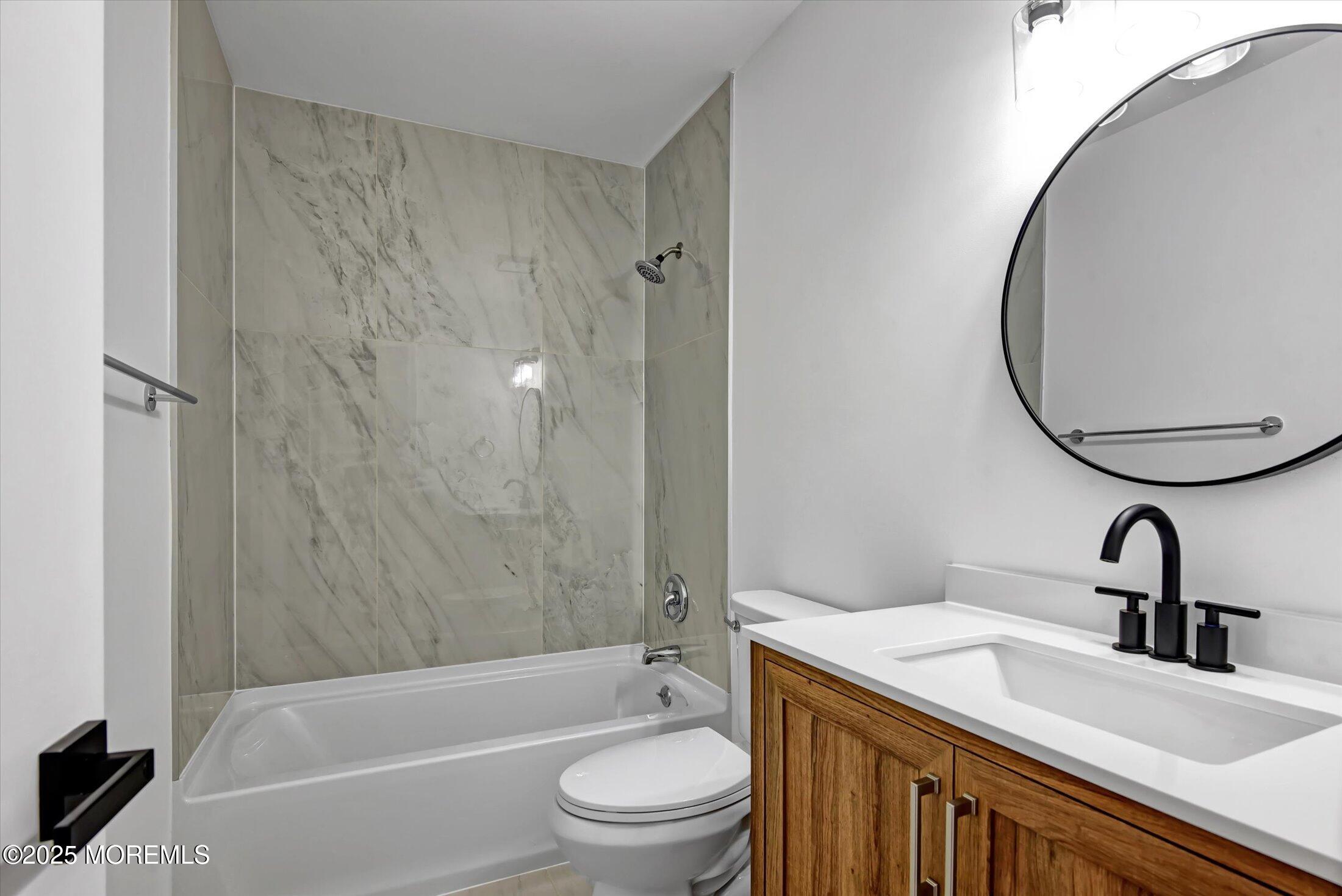 81 Sawmill Road, 573