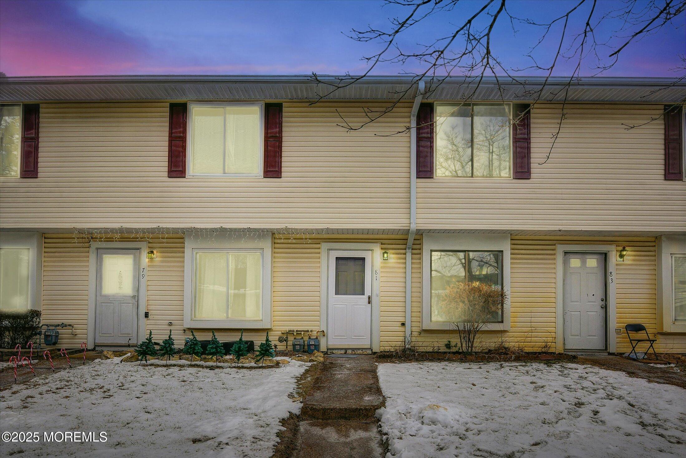 81 Sawmill Road, 573