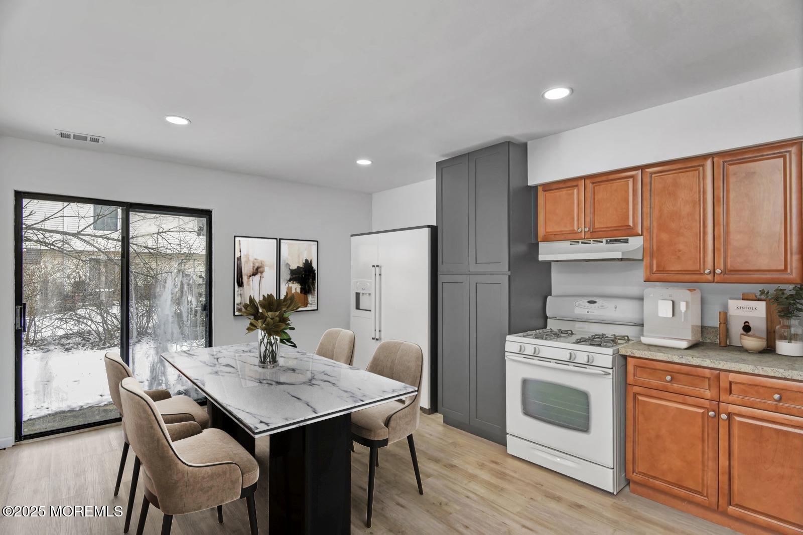 81 Sawmill Road, 573