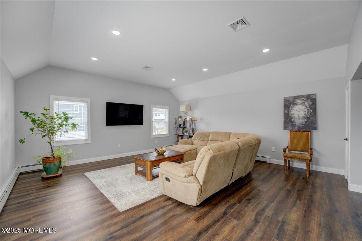 39 Terhune Avenue