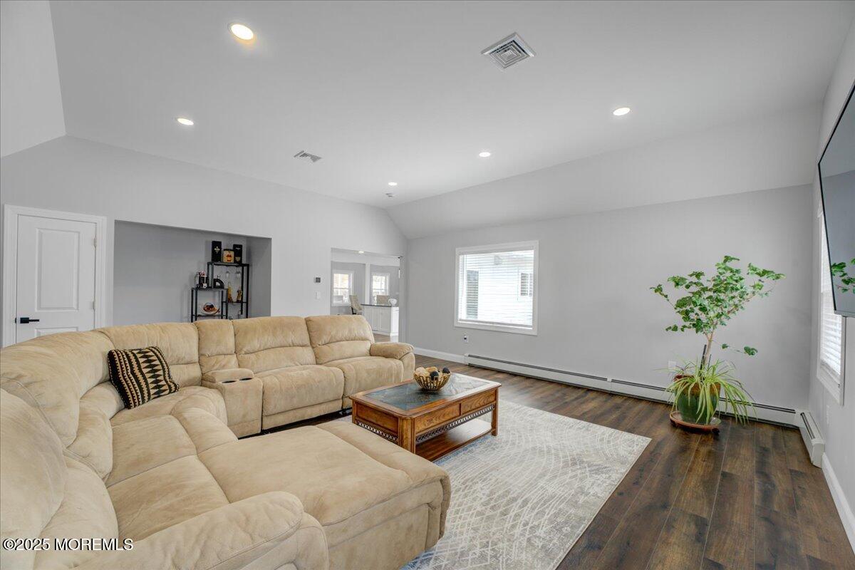 39 Terhune Avenue