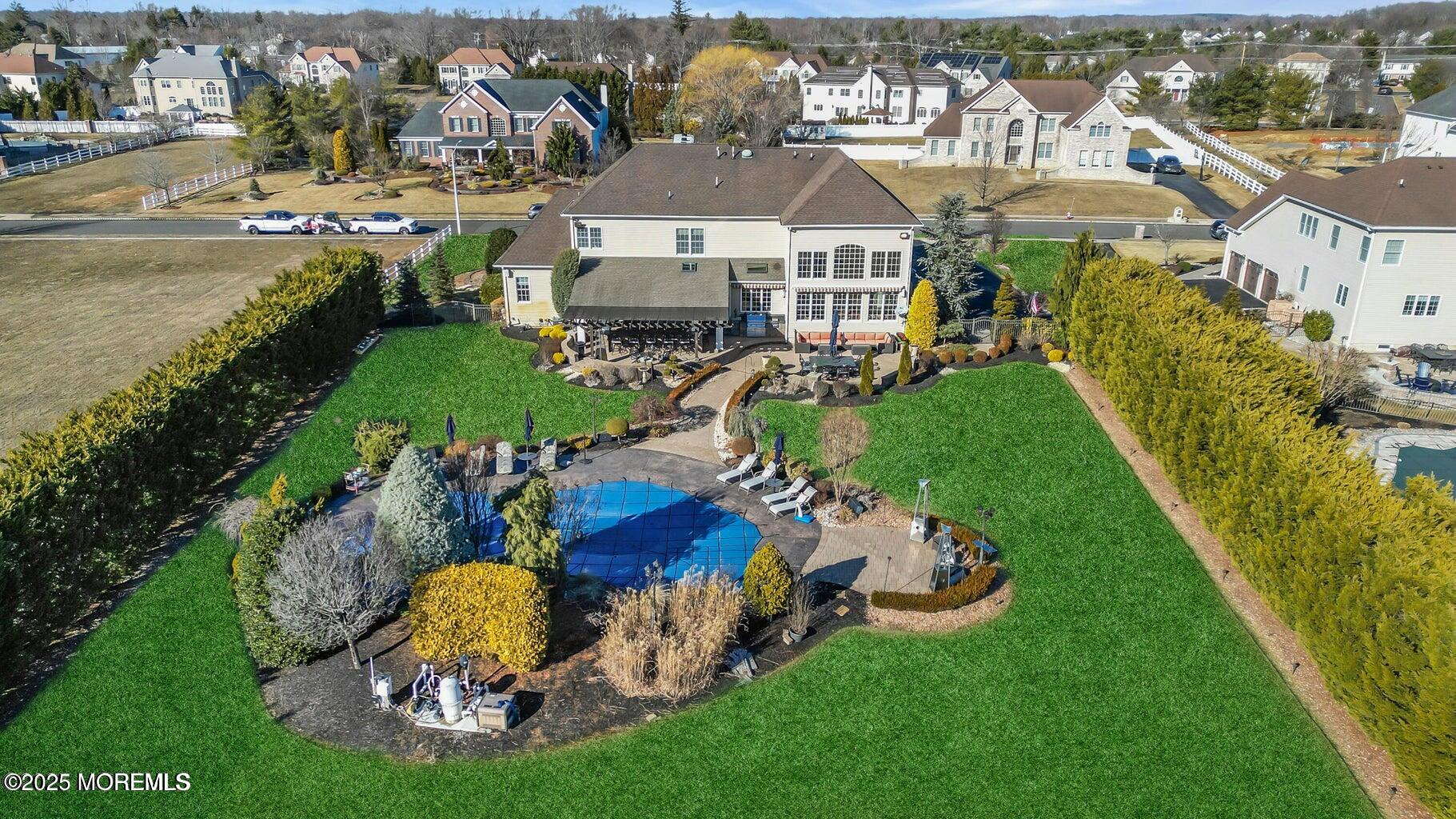 12 Courtney Court