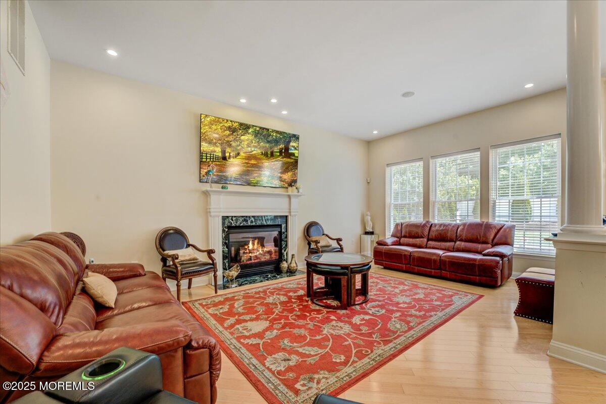 11 Rockspray Court