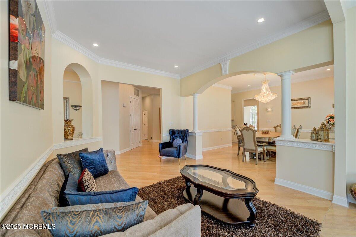 11 Rockspray Court