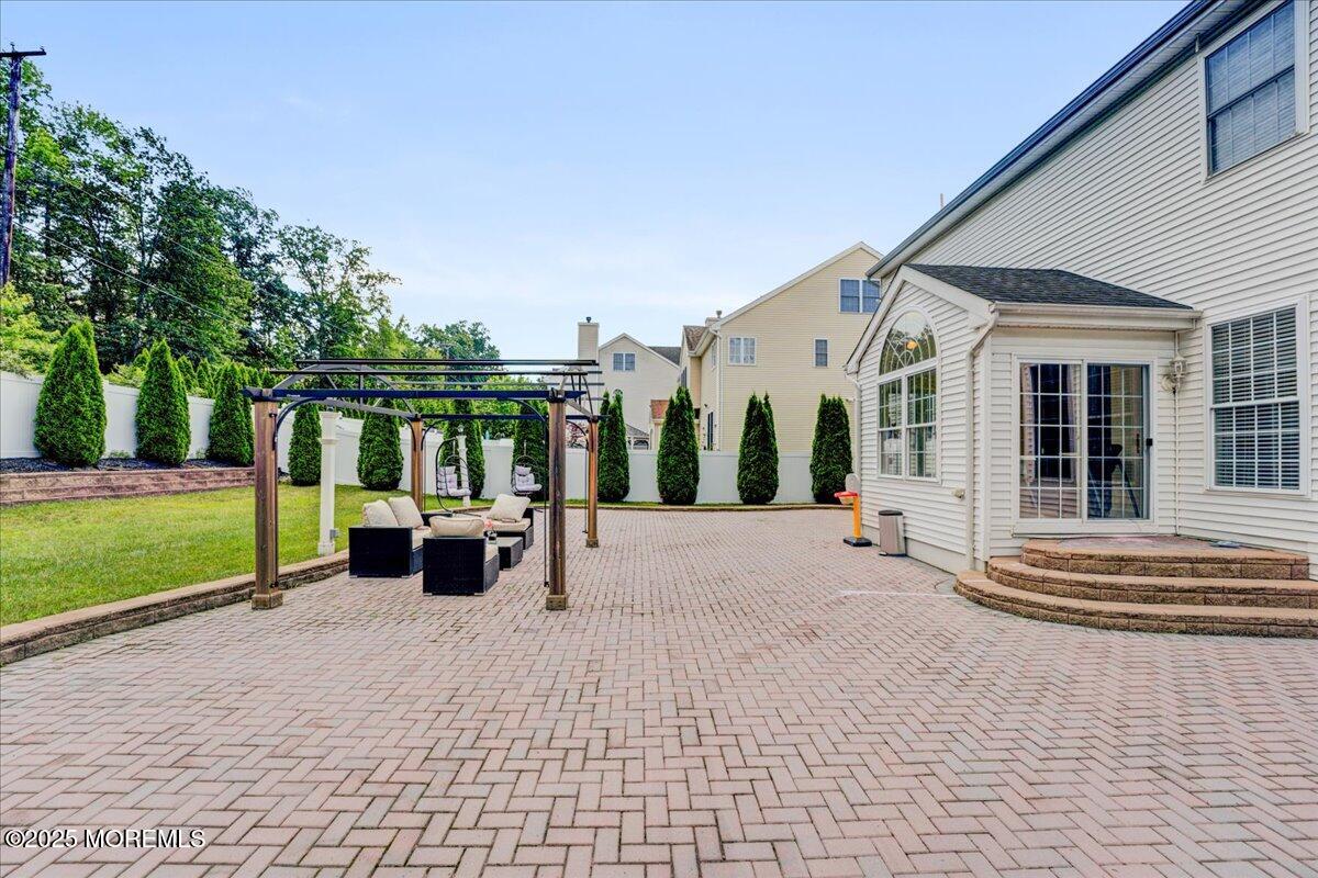 11 Rockspray Court